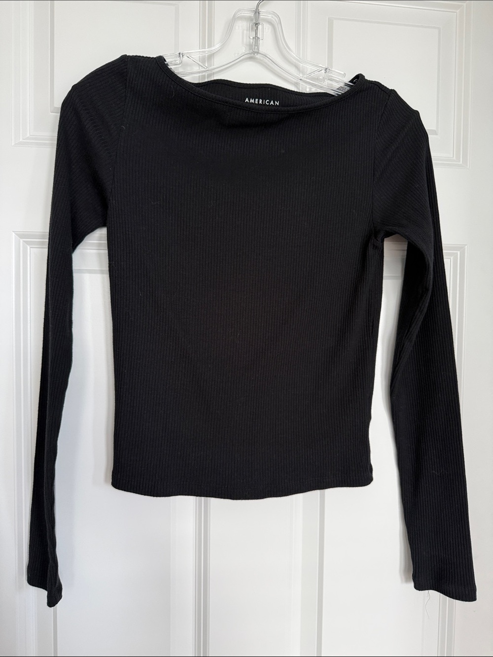 American Eagle Outfitters Black Ribbed Long-Sleeve Tee
